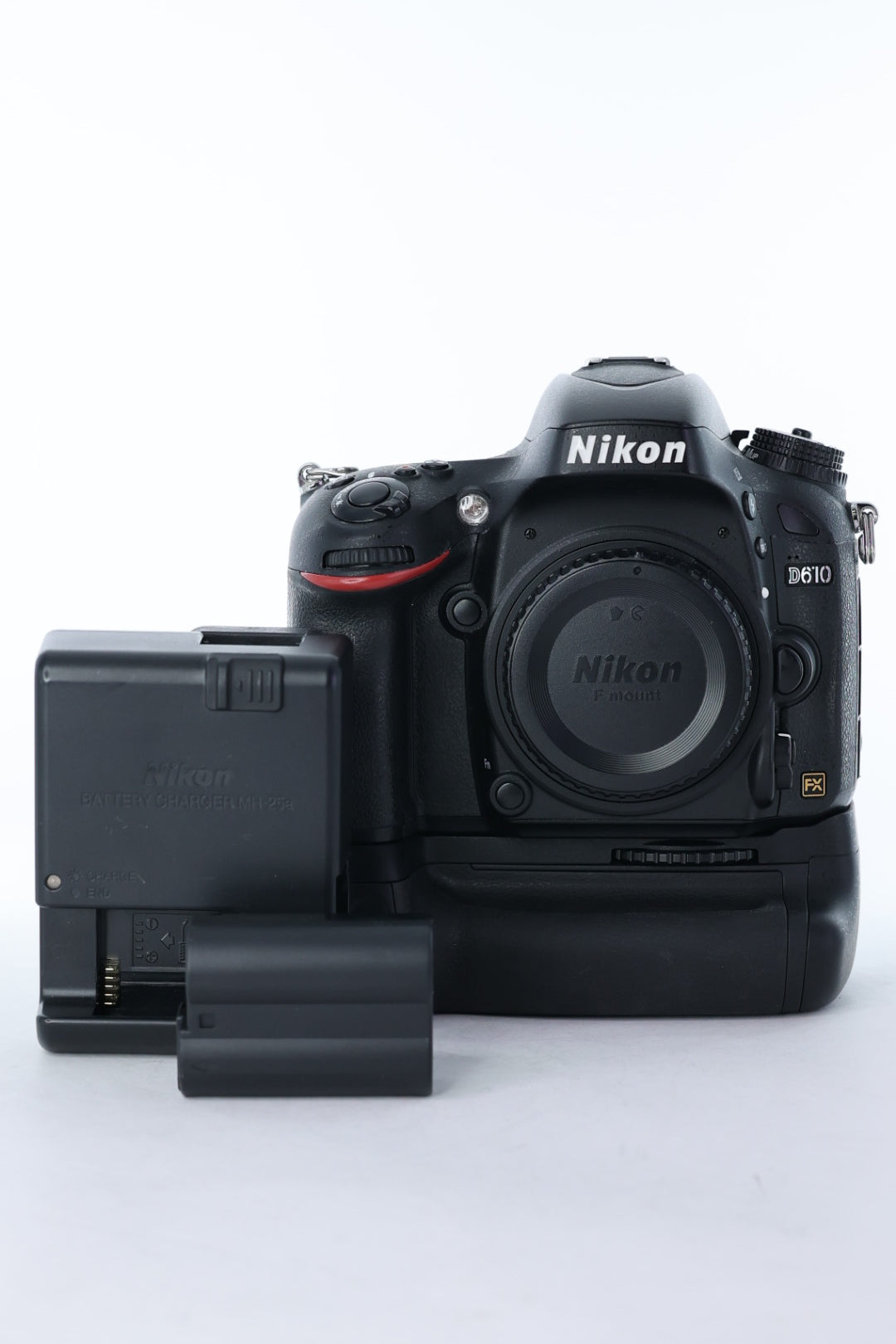 Nikon D610 ボディ - カメラ、光学機器