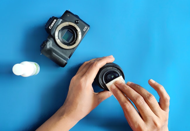 How to Clean Camera Lens Cleaning Kits?
