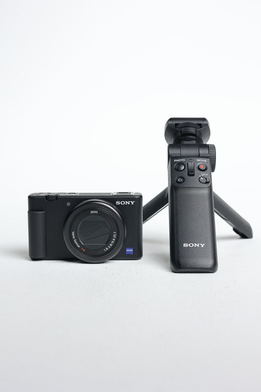 Sony ZV1/B/6507433 DCZV1 Camera + GPVPT2BT Wireless Shooting Grip, Black, Used