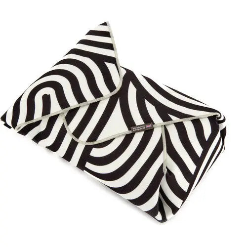 3 Legged Thing Wrapz (Swirls, 15"x15") - AVC photo video store