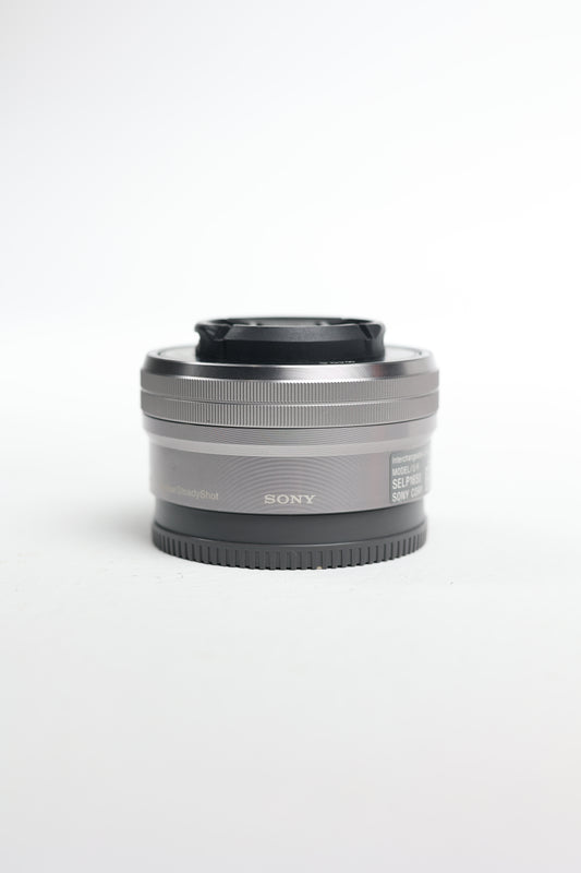 Sony SELP1650/S/7976518 E PZ 16-50mm f/3.5-5.6 OSS Silver, Used