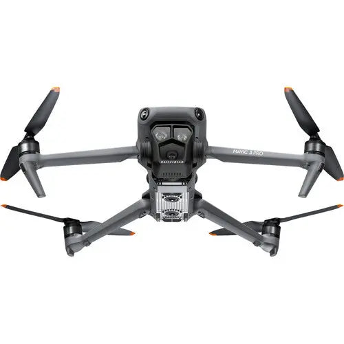 Drone DJI Mavic 3 Pro com controle remoto DJI RC 