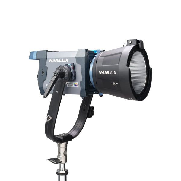 Nanlux Evoke 150C Full-Color Spot Light w/Carry Case - AVC photo video store