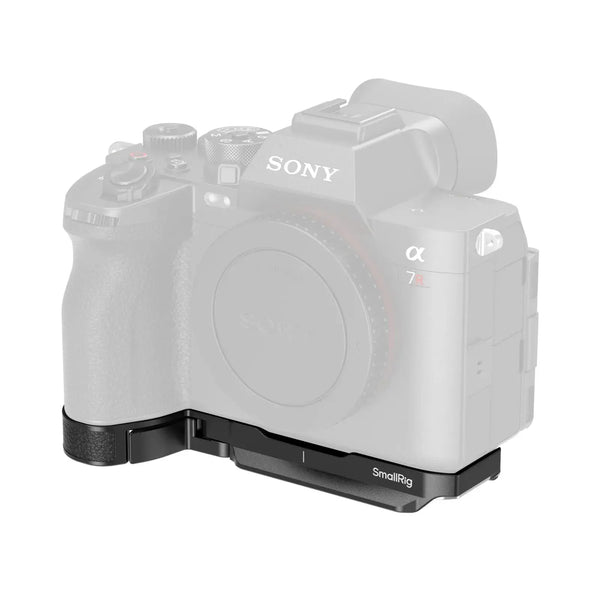 Smallrig 6705 Baseplate Mount Plate for Sony A7R VI, 98g, Arca Swiss Base, QD Sockets