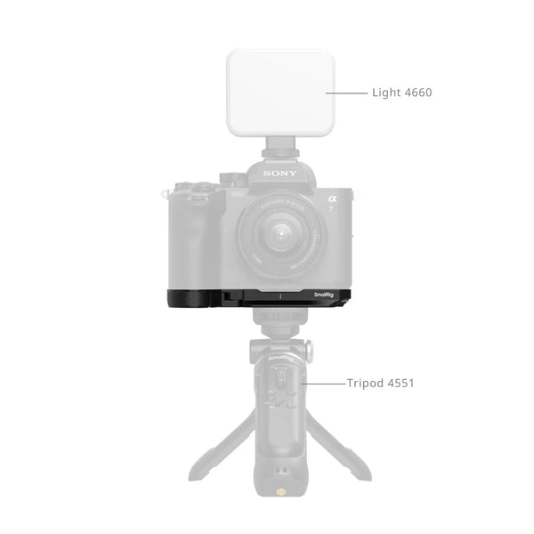 Smallrig 6705 Baseplate Mount Plate for Sony A7R VI, 98g, Arca Swiss Base, QD Sockets