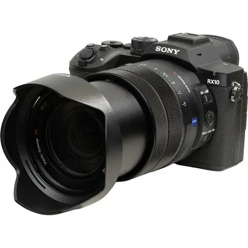 Sony RX10 V, 24-600mm Zeiss Vario-Sonnar F/2.4-4 Zoom Lens