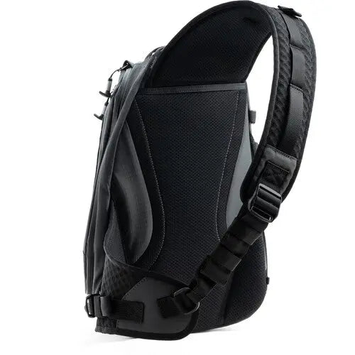Think Tank Photo PhotoCross Sling V2 (Black, 11L)