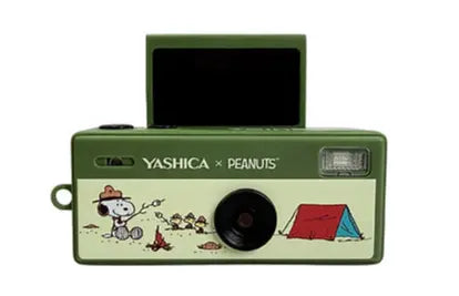 Yashica Funtastic Keychain Camera (Peanuts Snoopy's Summit)