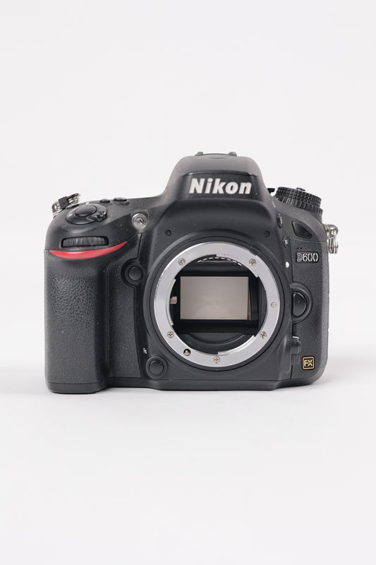 Nikon D600/44778 D600 Body Only, Used