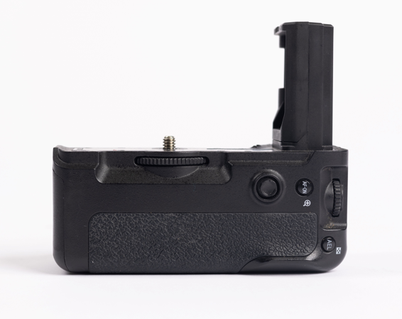 Generic Battery Grip Replacement F/Sony VGC3EM, Used