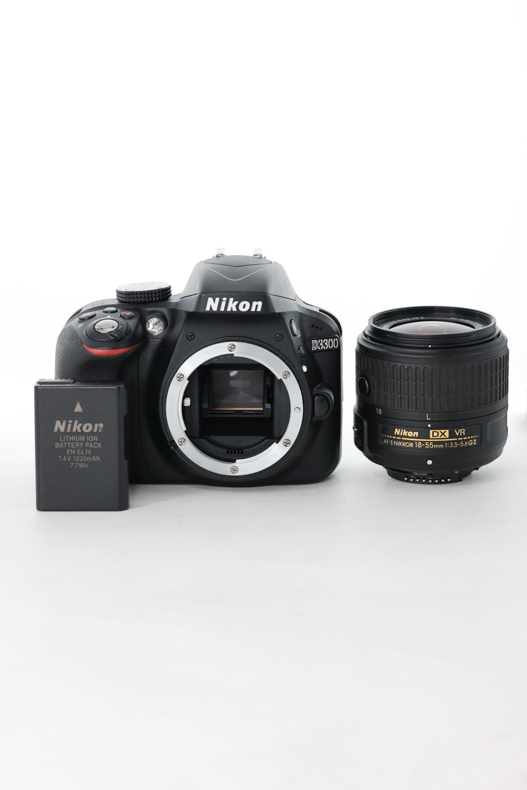 Nikon D3300/1855/59762 D3300 + AF-S 18-55mm f/3.5-5.6G II DX VR, Used