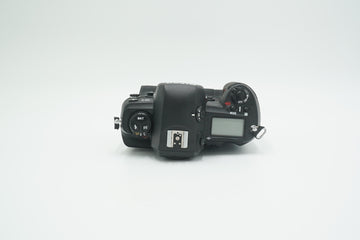 Nikon D1/05025 D1 Body Only, Used