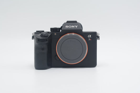 Sony A7RIII/6141733 A7R Mark III, Body Only, Used