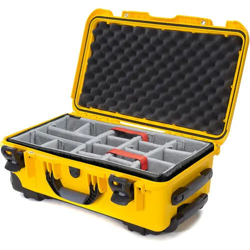 Nanuk 935 Wheeled Hard Case with Padded Dividers (28.5L) - AVC photo video store