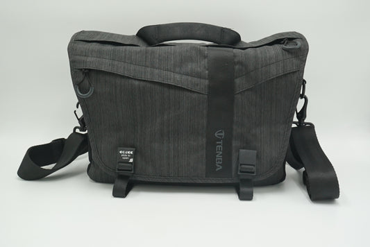 Tenba DNA11 Messenger Bag (Gray), Used