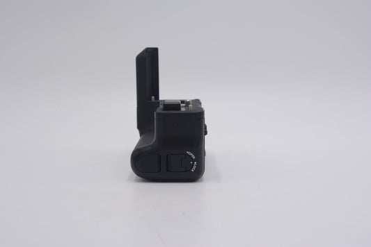 Fujifilm VGXT4/13069 Vertical Battery Grip F/XT4, Used