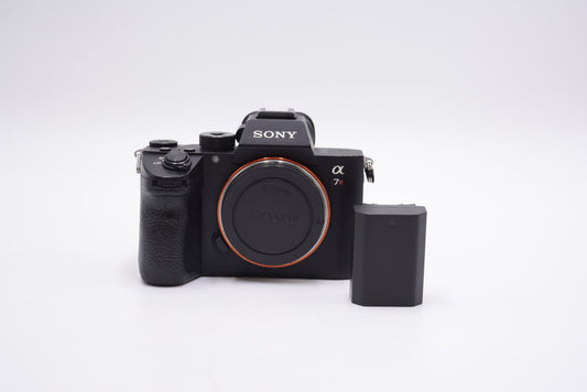 Sony A7RIII/3381119 A7R Mark III Mirrorless Camera, Used