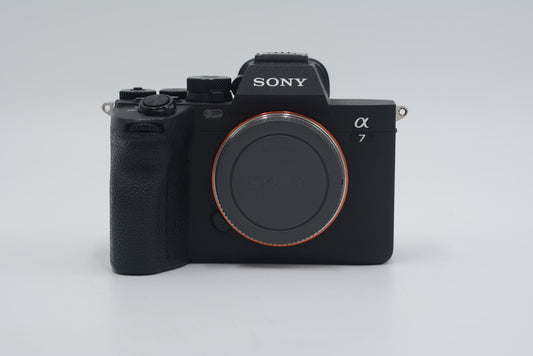 Sony A7IVKIT/6163047 A7 Mark IV + FE 28-70mm Lens, Open Box