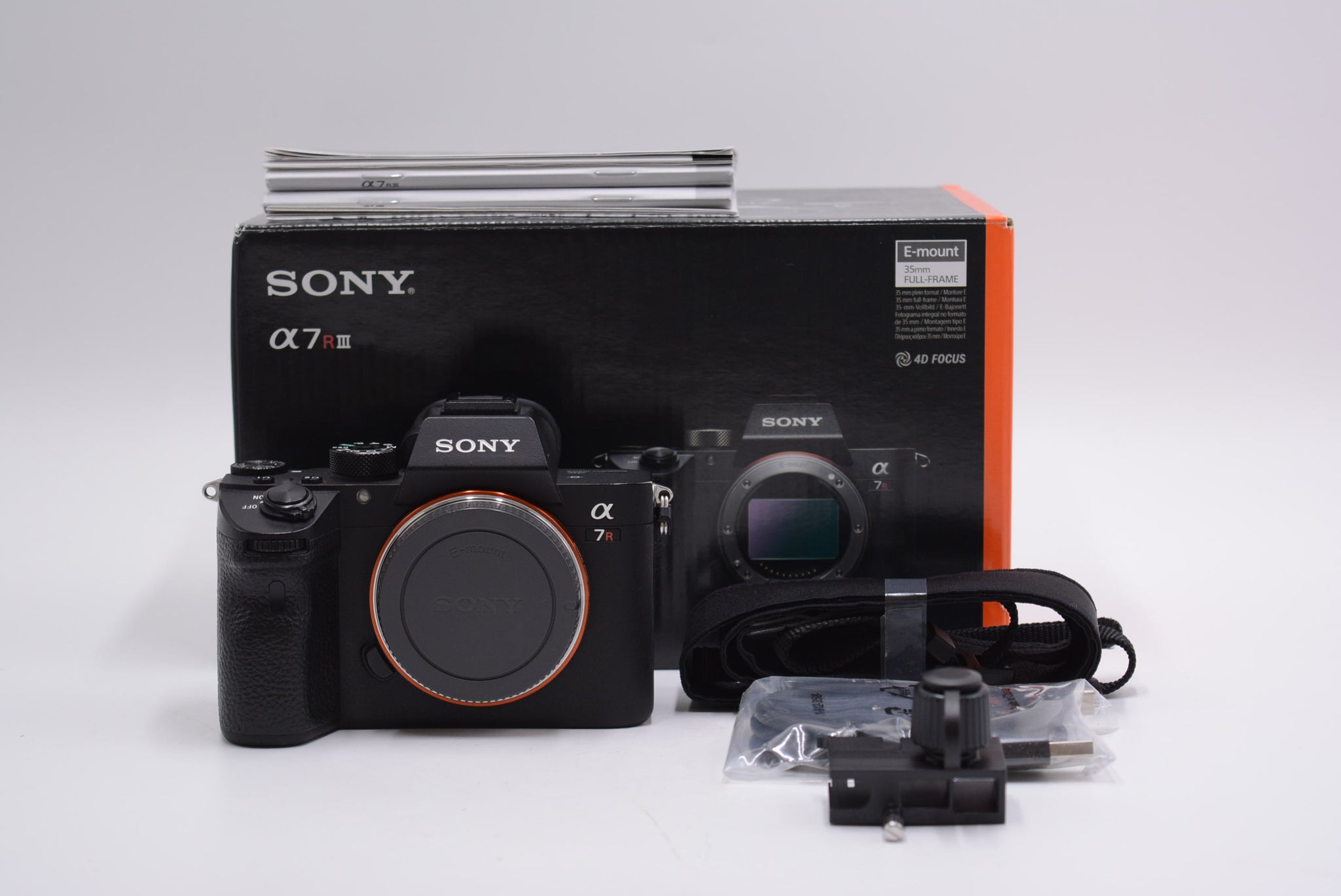 Sony A7RIII/3380792 A7R Mark III Mirrorless Camera, Used