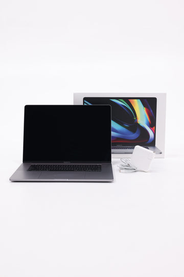 Apple A2141 Macbook Pro 16", 64GB, 2TB, Radeon Pro