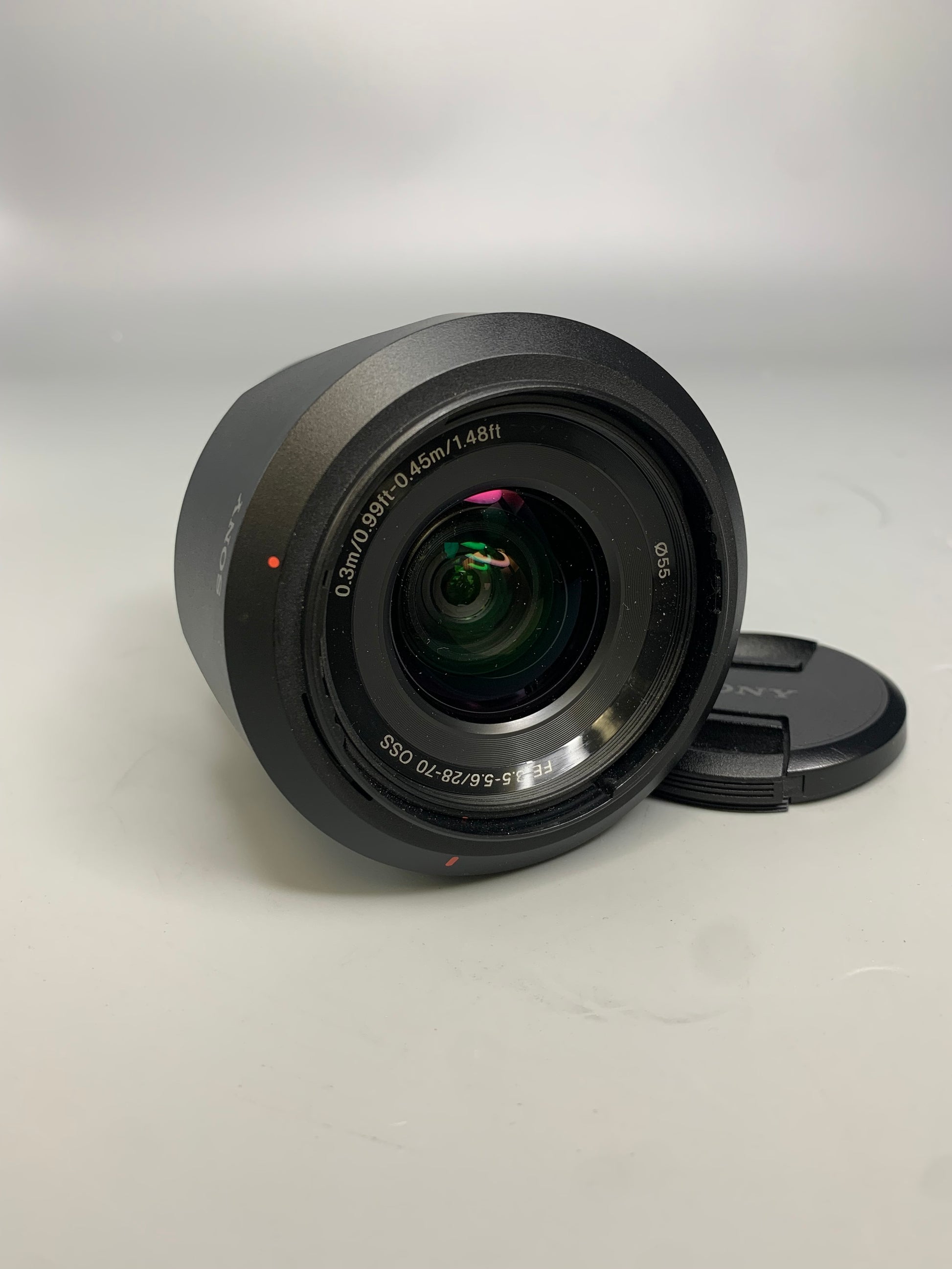 Sony SEL2870/0934722 FE 28-70mm f/3.5-5.6 OSS Lens, Pre-Owned.
